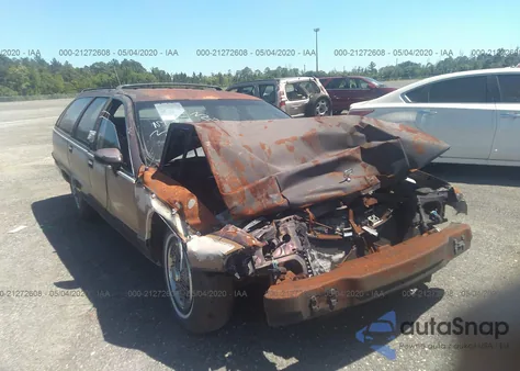 1993 Chevrolet Caprice Classic z USA, uszkodzony, nr VIN 1G1BL83E7PW131397